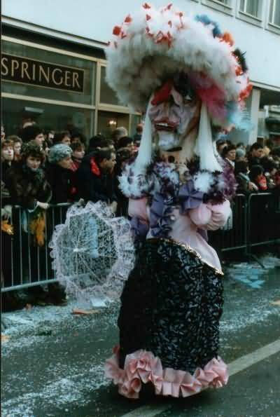 ../Images/kostuem_tambourmajor_096.jpg